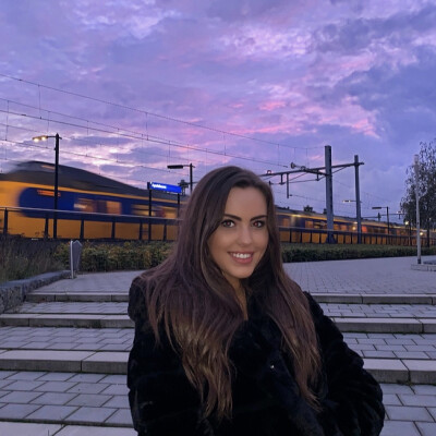 Lisa  is looking for an Apartment in Amsterdam