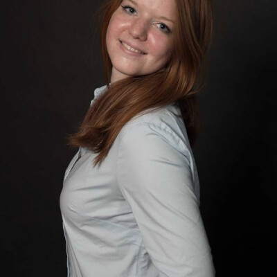 Kelly zoekt een Kamer / Appartement / Huurwoning / Studio / Woonboot in Amsterdam