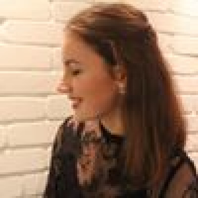 Iris is looking for a Room / Apartment / Studio in Amsterdam
