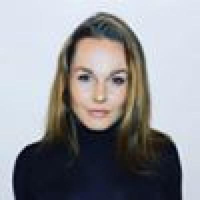 Sofie zoekt een Kamer / Appartement / Huurwoning / Woonboot in Amsterdam