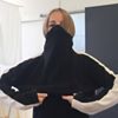 Renée zoekt een Kamer / Appartement / Huurwoning / Studio / Woonboot in Amsterdam