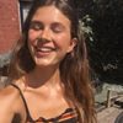 Lonneke te Kloese is looking for a Studio in Amsterdam