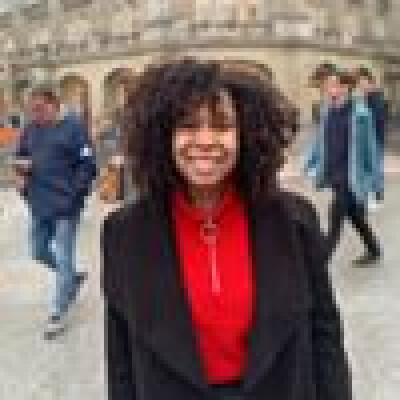 Shaniqua  is looking for an Apartment / Rental Property / Studio in Amsterdam