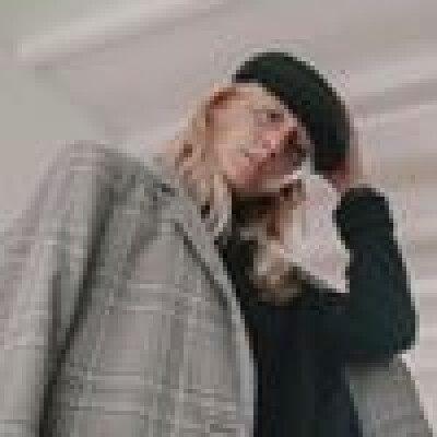 Dyan  zoekt een Appartement / Huurwoning / Studio in Amsterdam