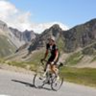 Matisse   is looking for an Apartment / Rental Property / Studio / HouseBoat in Amsterdam