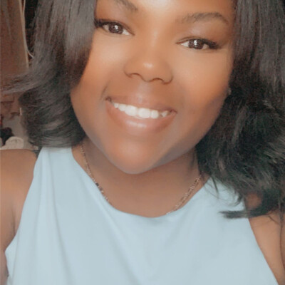 Ynoella zoekt een Appartement / Huurwoning / Studio in Amsterdam