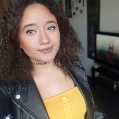 Anisa is looking for an Apartment / Rental Property / Studio in Amsterdam