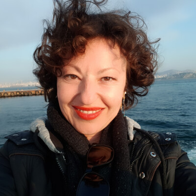 Mehtap zoekt een Studio in Amsterdam