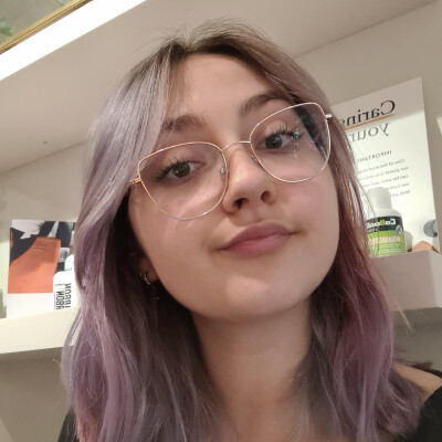 Weronika zoekt een Kamer / Appartement / Studio in Amsterdam