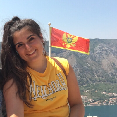 Karina zoekt een Kamer / Appartement / Huurwoning / Studio / Woonboot in Amsterdam