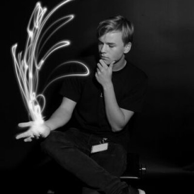 Benjamin zoekt een Kamer / Appartement / Huurwoning / Studio / Woonboot in Amsterdam