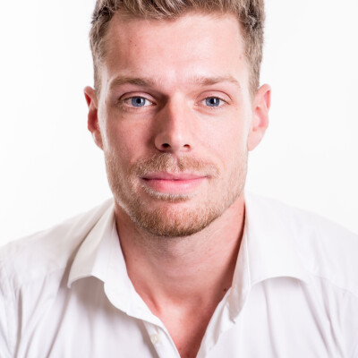 Taede zoekt een Kamer / Appartement / Huurwoning / Studio in Amsterdam