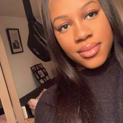 Chelsea zoekt een Kamer / Appartement / Huurwoning / Studio in Amsterdam