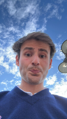 Alfredo is looking for a Room / Apartment / Rental Property / Studio in Amsterdam