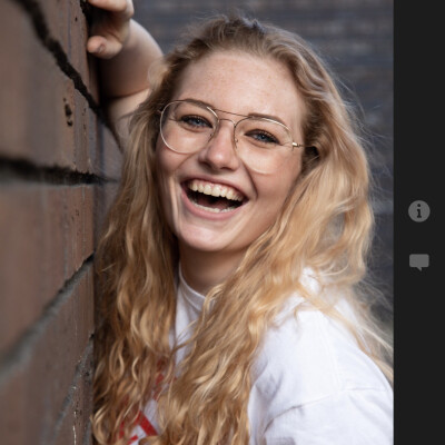 Sophie zoekt een Kamer / Appartement / Huurwoning / Studio / Woonboot in Amsterdam