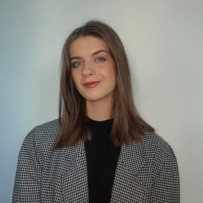 Emile zoekt een Kamer / Appartement / Huurwoning / Studio in Amsterdam