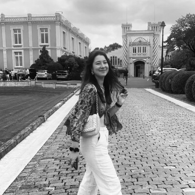 Eva is looking for a Room / Apartment / Rental Property / Studio / HouseBoat in Amsterdam