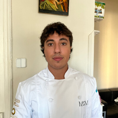 JORGE  zoekt een Appartement in Amsterdam