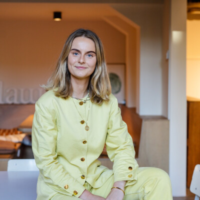 Jesse zoekt een Appartement / Huurwoning / Studio / Woonboot in Amsterdam