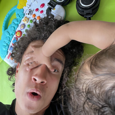 Jeraimo zoekt een Kamer / Appartement / Huurwoning / Studio / Woonboot in Amsterdam