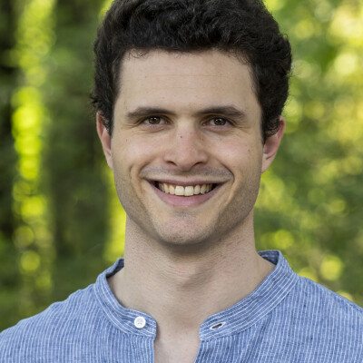 Elisha is looking for a Room / Apartment in Amsterdam