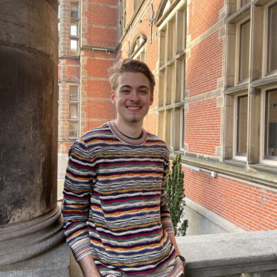 Alexandru is looking for a Room / Apartment / Studio in Amsterdam