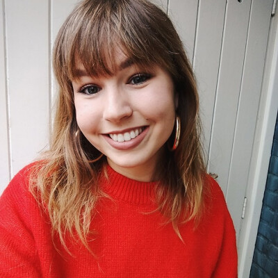 Jule zoekt een Appartement / Huurwoning / Studio / Woonboot in Amsterdam