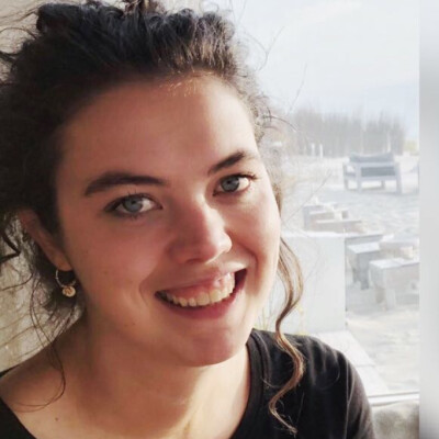 madelon zoekt een Appartement / Studio / Woonboot in Amsterdam