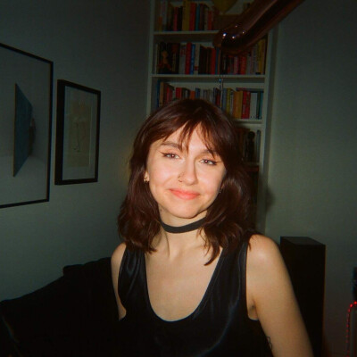 Olga  zoekt een Kamer / Appartement / Studio in Amsterdam