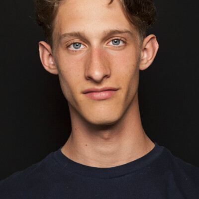 Dion  is looking for an Apartment / Studio in Amsterdam