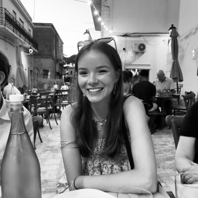 Anne is looking for a Room / Apartment / Rental Property / Studio in Amsterdam