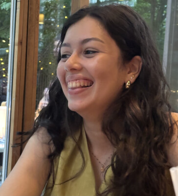 Iman is looking for a Room / Apartment / Studio in Amsterdam
