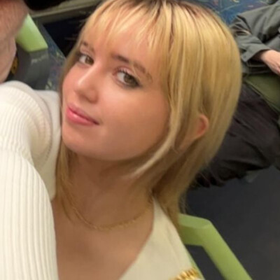 Maddie  zoekt een Kamer / Studio in Amsterdam