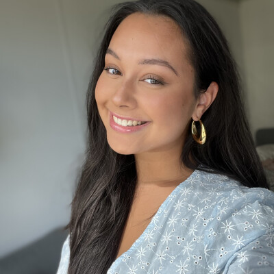 Jenell is looking for a Room / Studio in Amsterdam