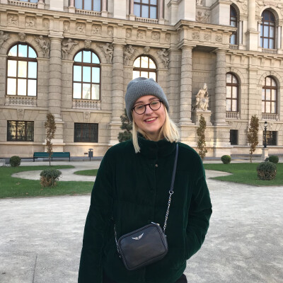 Victoria zoekt een Kamer / Appartement / Studio in Amsterdam