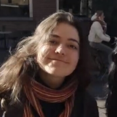 Ela is looking for a Room / Apartment / Rental Property / Studio / HouseBoat in Amsterdam