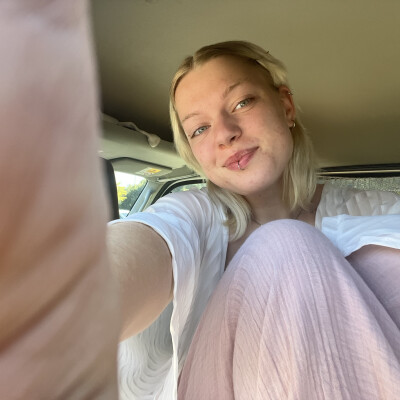 Jill is looking for a Room / Apartment / Rental Property / Studio / HouseBoat in Amsterdam