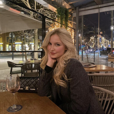 cameron is looking for a Room / Apartment / Rental Property / Studio in Amsterdam