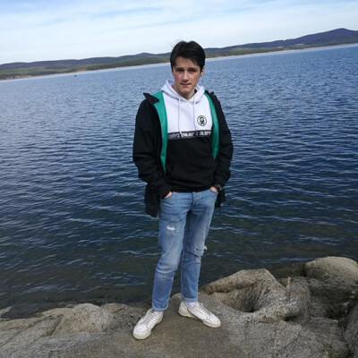 Kaloyan zoekt een Kamer / Appartement / Studio in Amsterdam