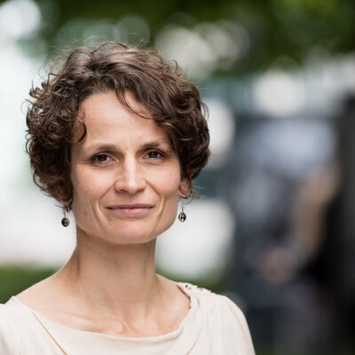 Hilde zoekt een Kamer / Appartement / Huurwoning / Studio / Woonboot in Amsterdam