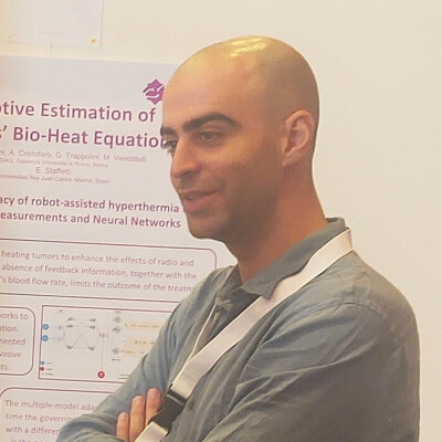 Guglielmo  zoekt een Kamer / Appartement / Huurwoning / Studio in Amsterdam