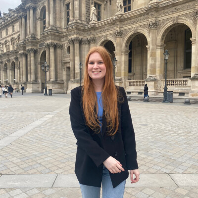 isa is looking for a Room / Apartment / Studio in Amsterdam