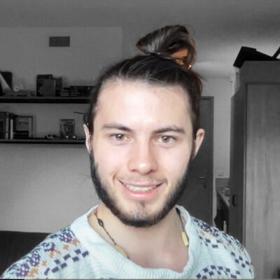 Andreas is looking for an Apartment / Studio / HouseBoat in Amsterdam