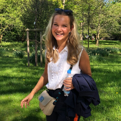 Sophie is looking for a Room / Apartment / Rental Property / Studio / HouseBoat in Amsterdam