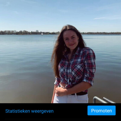 Ella  zoekt een Kamer in Amsterdam