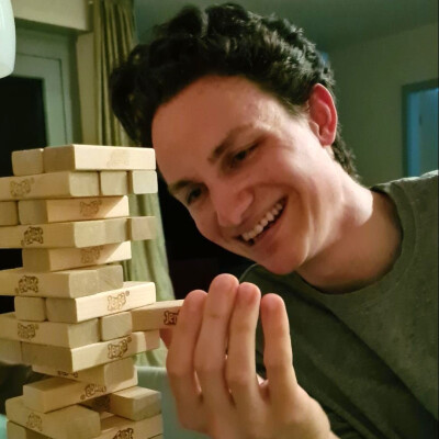 Lars is looking for a Room / Apartment / HouseBoat in Amsterdam