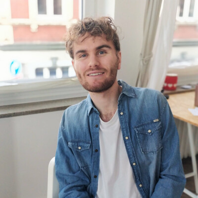 Tobias zoekt een Kamer / Appartement / Huurwoning / Studio / Woonboot in Amsterdam