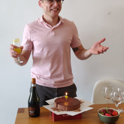 Nichita is looking for a Room / Studio in Amsterdam