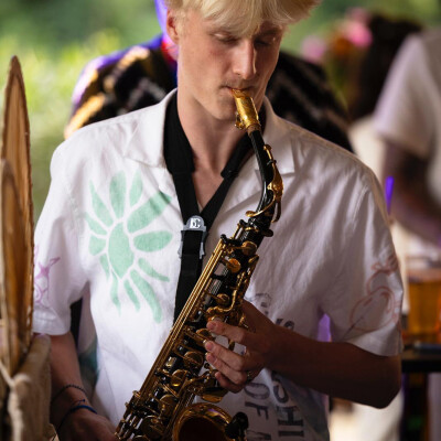 Tieme zoekt een Kamer / Appartement / Huurwoning / Studio / Woonboot in Amsterdam